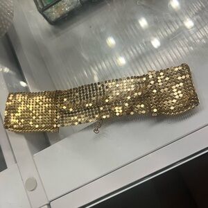 Gold choker necklace